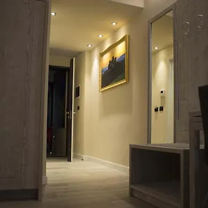  Apartment Palazzo Domanto Italy