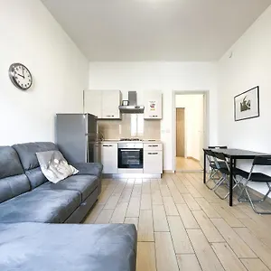 Along The Canal Smart Flat Naviglio - 4 People Appartamento Corsico