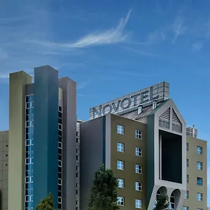 מלון Novotel Firenze Nord Aeroporto, ססטו פיורנטינו